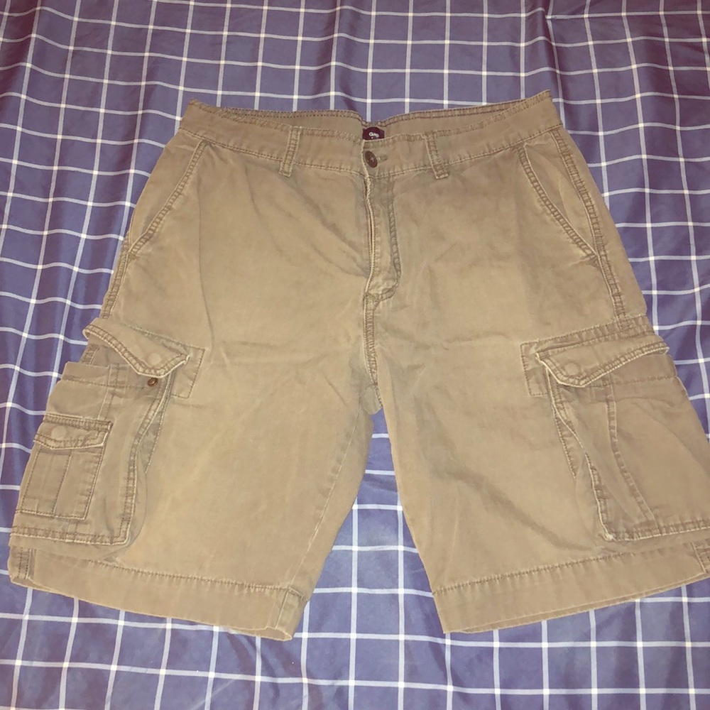Gap shorts